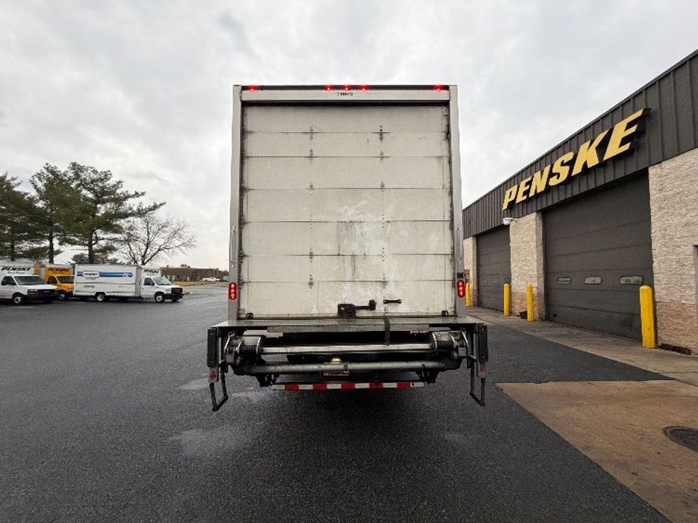 Medium Duty Box Truck-Light and Medium Duty Trucks-International-2020-MV607-Essex-MD-271,141\n\t\tmiles-$ 30,750 - Image 7