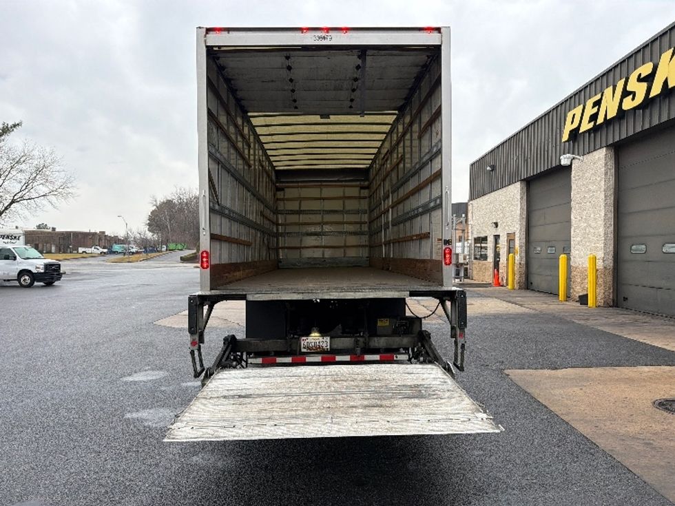 Medium Duty Box Truck-Light and Medium Duty Trucks-International-2020-MV607-Essex-MD-271,141\n\t\tmiles-$ 30,750 - Image 9