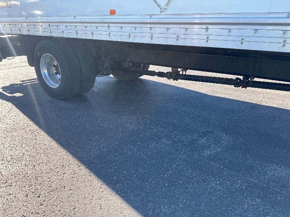 Medium Duty Box Truck-Light and Medium Duty Trucks-International-2020-MV607-Etobicoke-ON-221,268\n\t\tkm-$ 56,000 - Image 14
