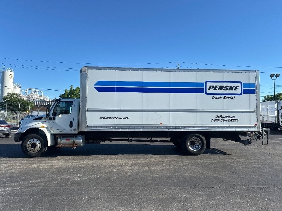 Medium Duty Box Truck-Light and Medium Duty Trucks-International-2020-MV607-Etobicoke-ON-221,268\n\t\tkm-$ 56,000 - Image 4