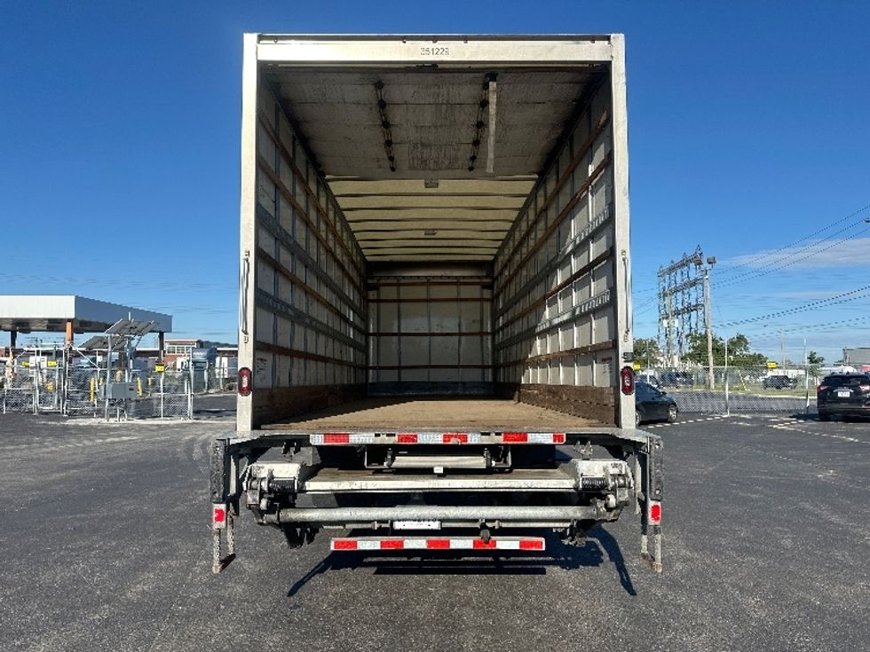 Medium Duty Box Truck-Light and Medium Duty Trucks-International-2020-MV607-Etobicoke-ON-221,268\n\t\tkm-$ 56,000 - Image 8