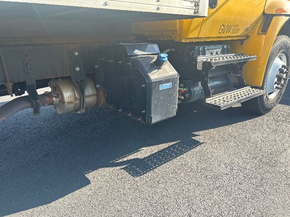 Medium Duty Box Truck-Light and Medium Duty Trucks-International-2020-MV607-Everett-WA-110,181\n\t\tmiles-$ 63,000 - Image 25