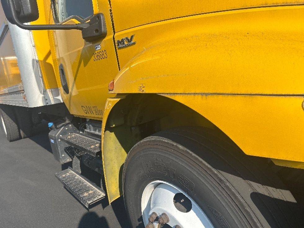 Medium Duty Box Truck-Light and Medium Duty Trucks-International-2020-MV607-Everett-WA-110,181\n\t\tmiles-$ 63,000 - Image 28