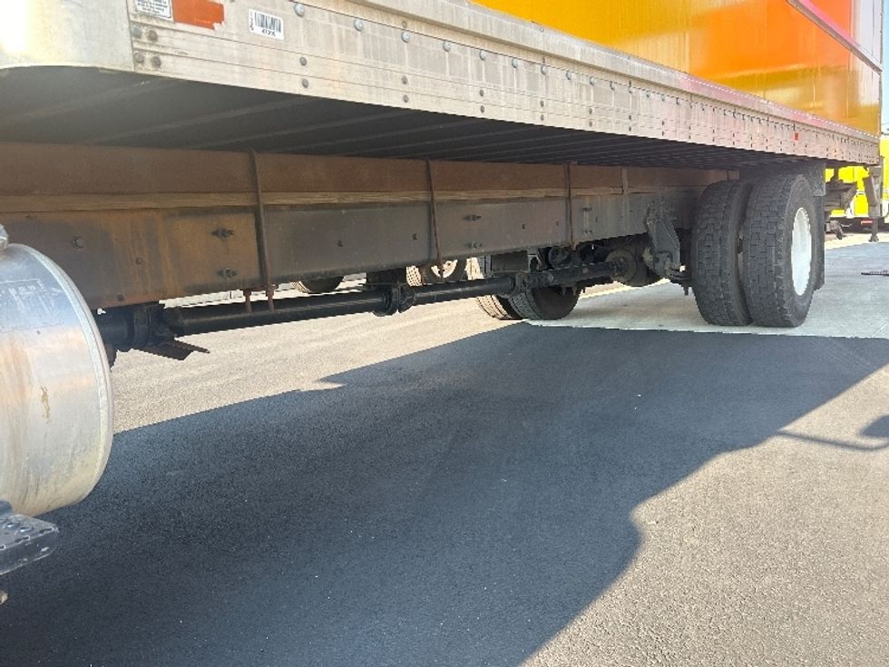 Medium Duty Box Truck-Light and Medium Duty Trucks-International-2020-MV607-Everett-WA-110,181\n\t\tmiles-$ 63,000 - Image 5