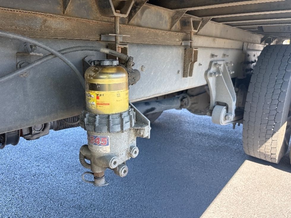 Medium Duty Box Truck-Light and Medium Duty Trucks-International-2020-MV607-Everett-WA-151,487\n\t\tmiles-$ 43,750 - Image 5