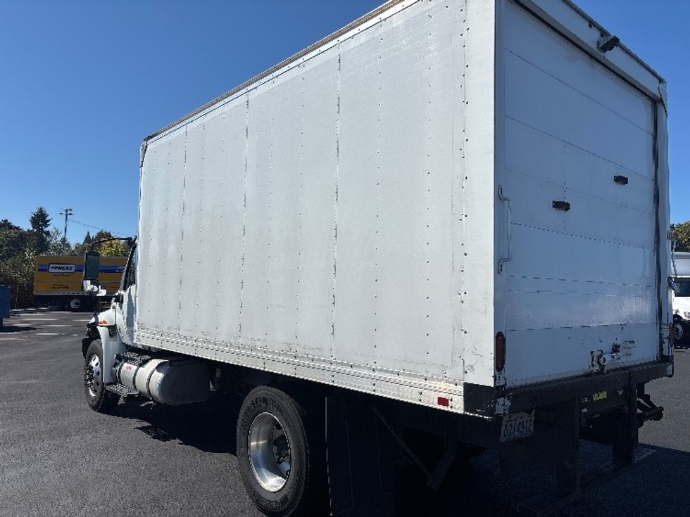 Medium Duty Box Truck-Light and Medium Duty Trucks-International-2020-MV607-Everett-WA-151,487\n\t\tmiles-$ 43,750 - Image 6