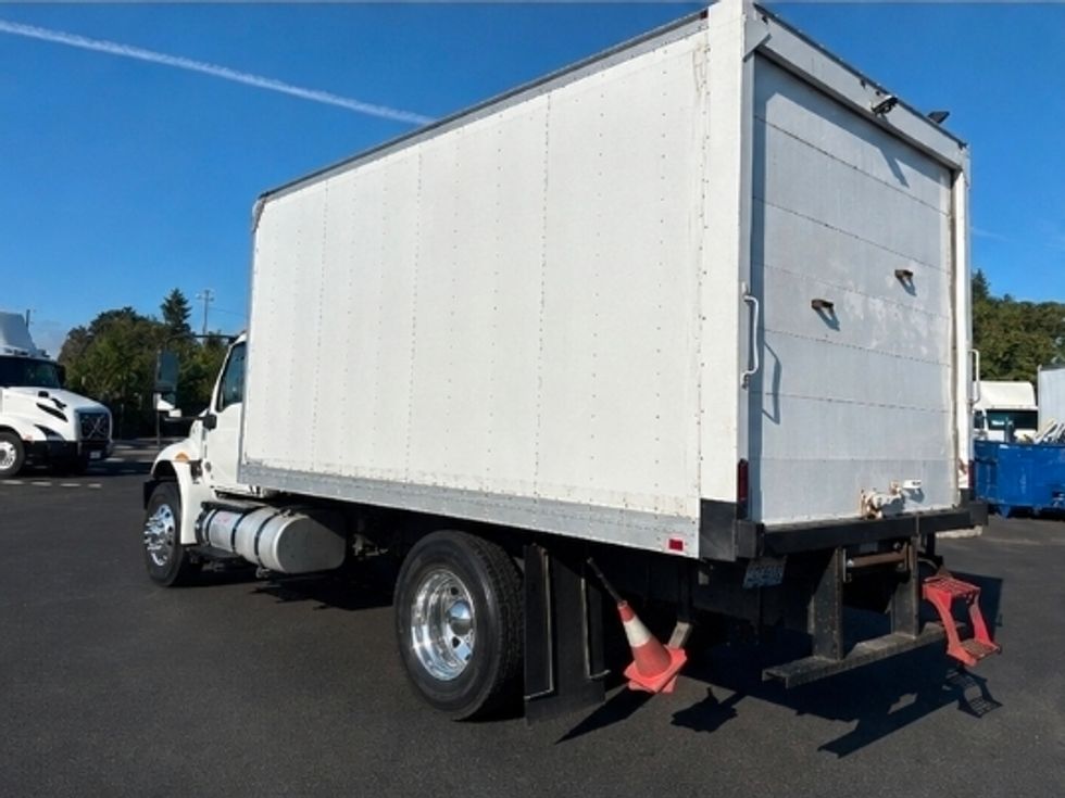 Medium Duty Box Truck-Light and Medium Duty Trucks-International-2020-MV607-Everett-WA-163,759\n\t\tmiles-$ 44,000 - Image 6