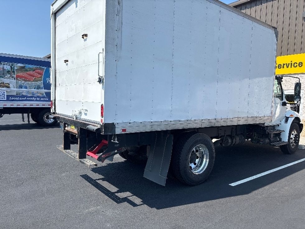 Medium Duty Box Truck-Light and Medium Duty Trucks-International-2020-MV607-Everett-WA-203,537\n\t\tmiles-$ 36,500 - Image 13