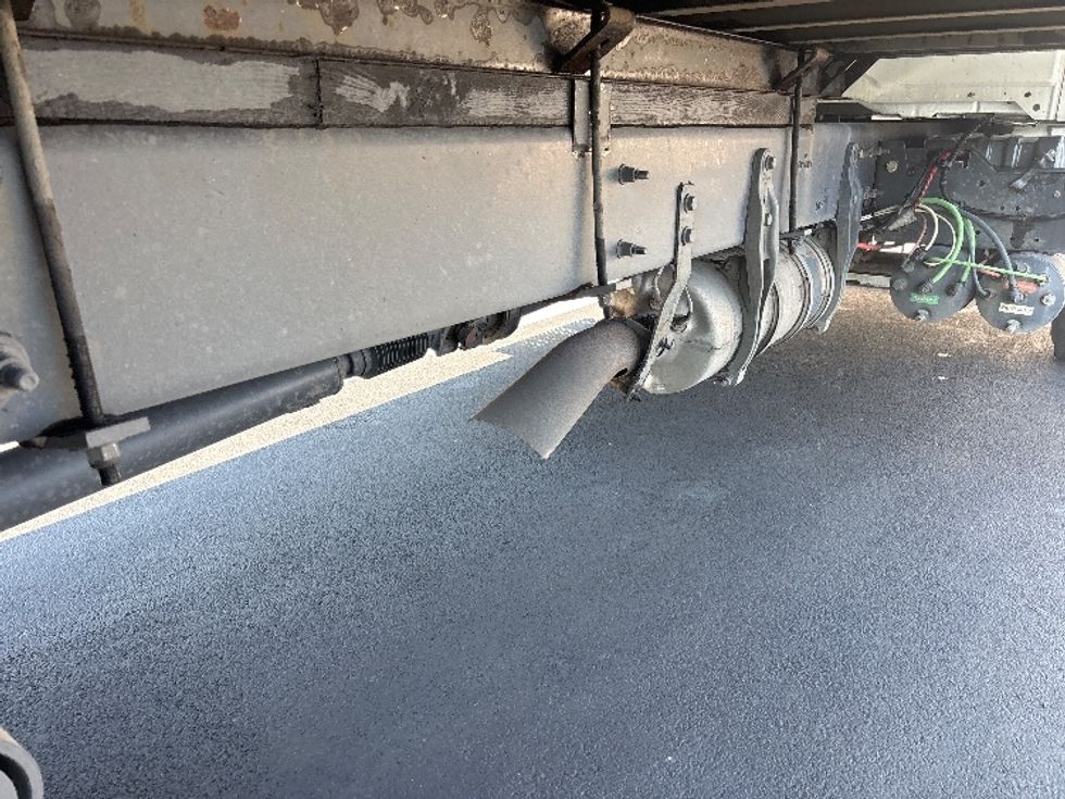 Medium Duty Box Truck-Light and Medium Duty Trucks-International-2020-MV607-Everett-WA-203,537\n\t\tmiles-$ 36,500 - Image 14