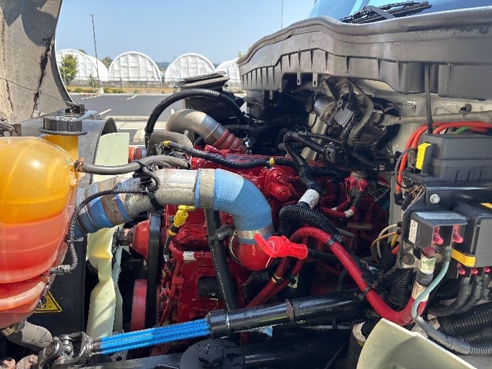 Medium Duty Box Truck-Light and Medium Duty Trucks-International-2020-MV607-Everett-WA-203,537\n\t\tmiles-$ 36,500 - Image 23