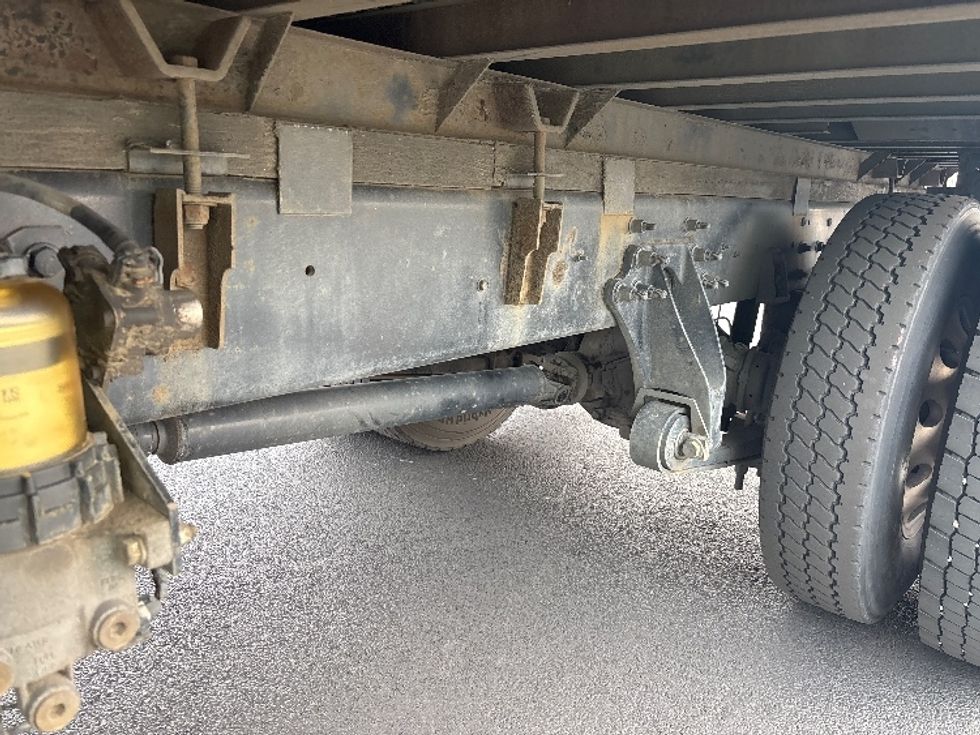 Medium Duty Box Truck-Light and Medium Duty Trucks-International-2020-MV607-Everett-WA-234,452\n\t\tmiles-$ 32,250 - Image 5