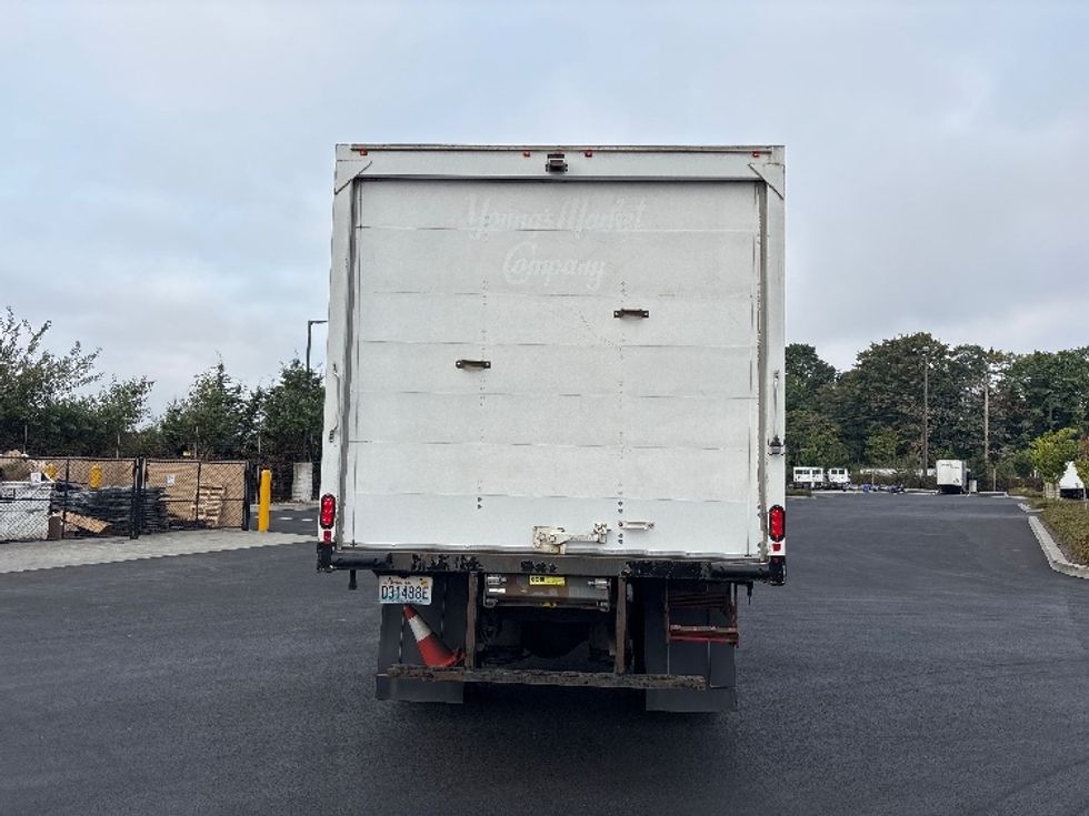 Medium Duty Box Truck-Light and Medium Duty Trucks-International-2020-MV607-Everett-WA-234,452\n\t\tmiles-$ 32,250 - Image 7