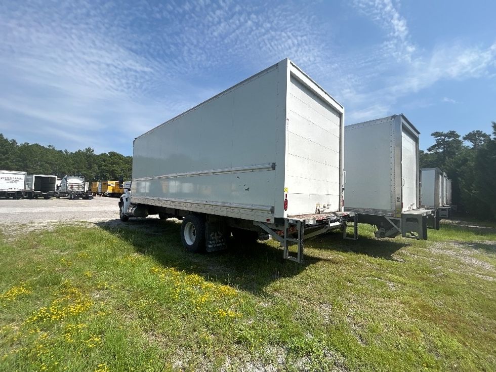 Medium Duty Box Truck-Light and Medium Duty Trucks-International-2020-MV607-Fayetteville-NC-191,491\n\t\tmiles-$ 53,250 - Image 6