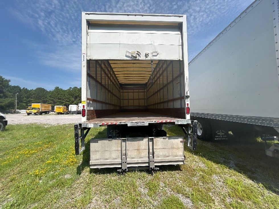 Medium Duty Box Truck-Light and Medium Duty Trucks-International-2020-MV607-Fayetteville-NC-191,491\n\t\tmiles-$ 53,250 - Image 8