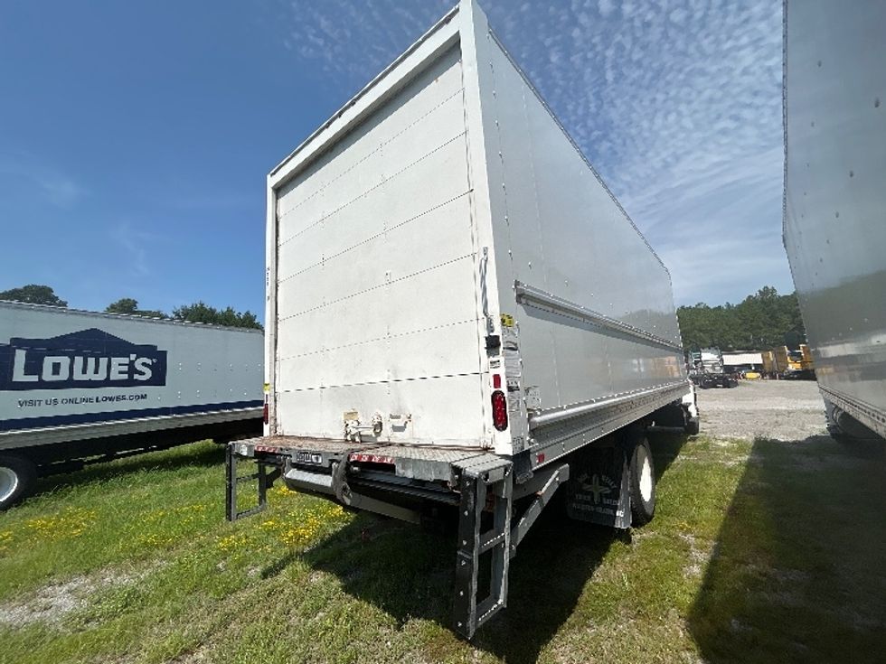 Medium Duty Box Truck-Light and Medium Duty Trucks-International-2020-MV607-Fayetteville-NC-191,491\n\t\tmiles-$ 53,250 - Image 13
