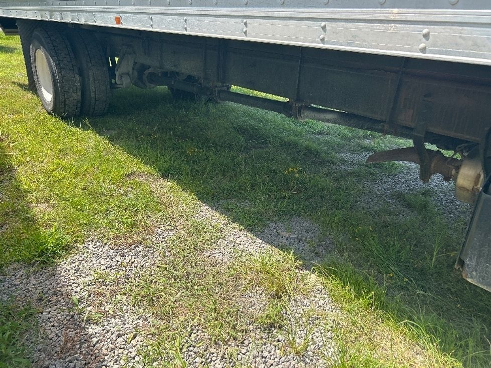 Medium Duty Box Truck-Light and Medium Duty Trucks-International-2020-MV607-Fayetteville-NC-191,491\n\t\tmiles-$ 53,250 - Image 14