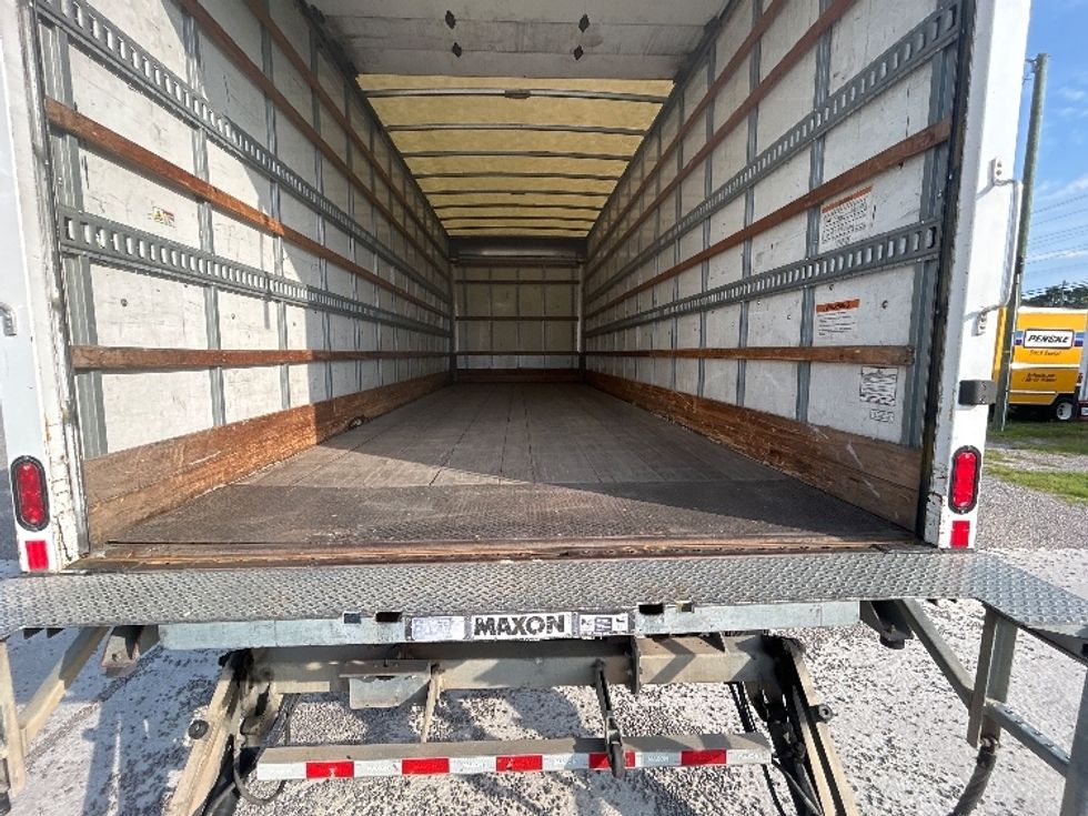 Medium Duty Box Truck-Light and Medium Duty Trucks-International-2020-MV607-Fayetteville-NC-217,143\n\t\tmiles-$ 49,250 - Image 10