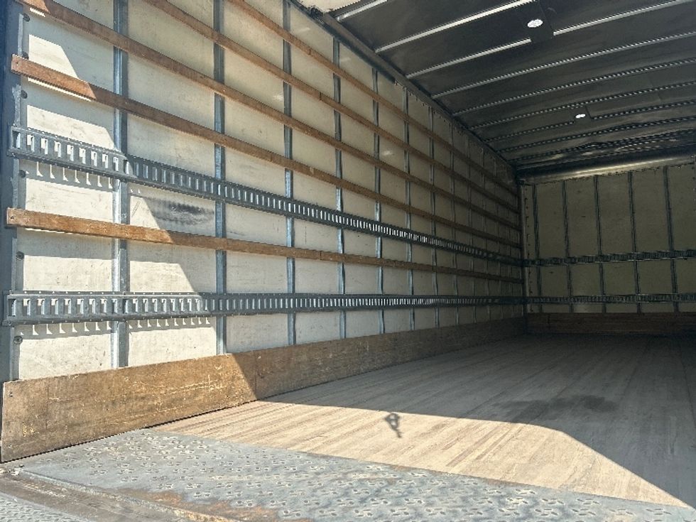 Medium Duty Box Truck-Light and Medium Duty Trucks-International-2020-MV607-Fayetteville-NC-228,858\n\t\tmiles-$ 47,250 - Image 11