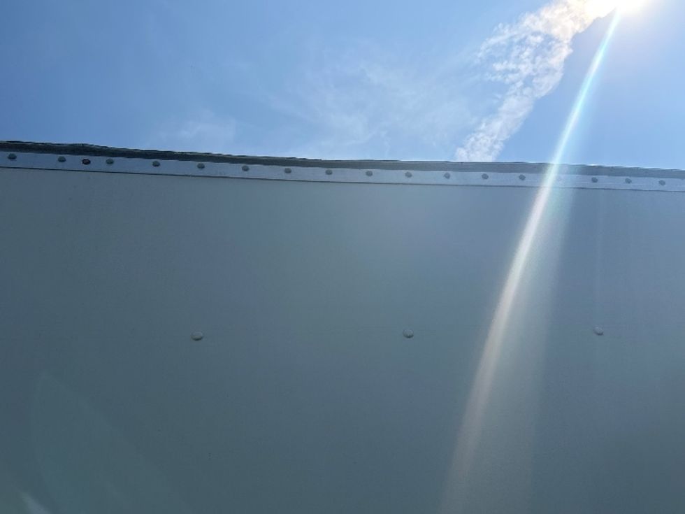 Medium Duty Box Truck-Light and Medium Duty Trucks-International-2020-MV607-Fayetteville-NC-228,858\n\t\tmiles-$ 47,250 - Image 26