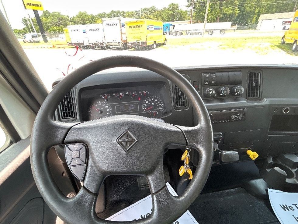 Medium Duty Box Truck-Light and Medium Duty Trucks-International-2020-MV607-Fayetteville-NC-228,884\n\t\tmiles-$ 41,250 - Image 18