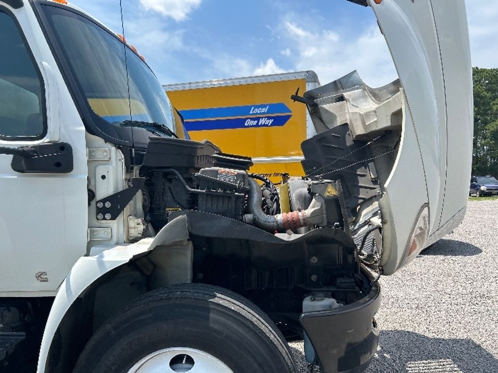 Medium Duty Box Truck-Light and Medium Duty Trucks-International-2020-MV607-Fayetteville-NC-228,884\n\t\tmiles-$ 41,250 - Image 23