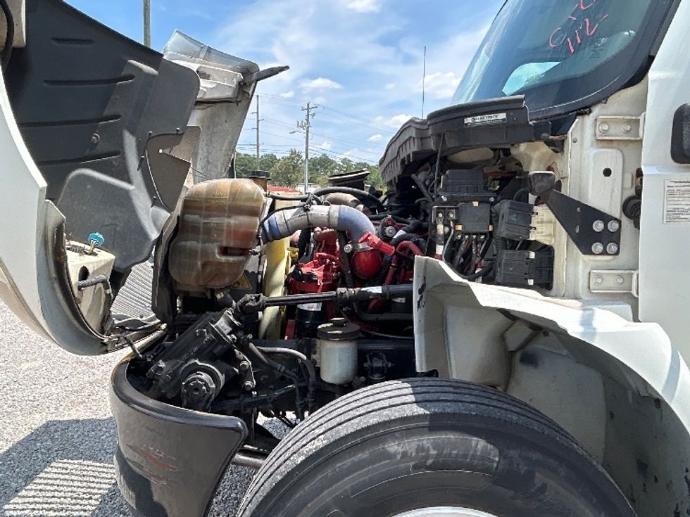 Medium Duty Box Truck-Light and Medium Duty Trucks-International-2020-MV607-Fayetteville-NC-228,884\n\t\tmiles-$ 41,250 - Image 24