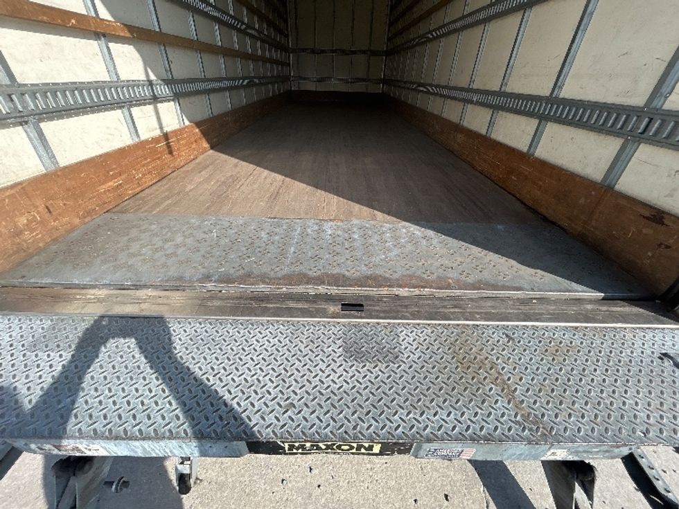Medium Duty Box Truck-Light and Medium Duty Trucks-International-2020-MV607-Fayetteville-NC-252,346\n\t\tmiles-$ 43,000 - Image 10