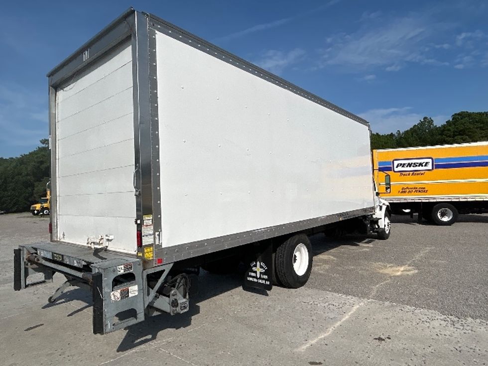 Medium Duty Box Truck-Light and Medium Duty Trucks-International-2020-MV607-Fayetteville-NC-252,346\n\t\tmiles-$ 43,000 - Image 13