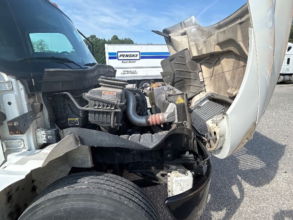 Medium Duty Box Truck-Light and Medium Duty Trucks-International-2020-MV607-Fayetteville-NC-252,346\n\t\tmiles-$ 43,000 - Image 23