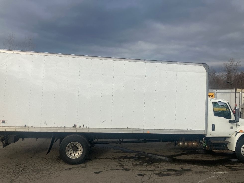 Medium Duty Box Truck-Light and Medium Duty Trucks-International-2020-MV607-Fitchburg-MA-154,777\n\t\tmiles-$ 50,500 - Image 15