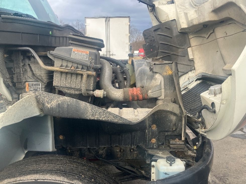 Medium Duty Box Truck-Light and Medium Duty Trucks-International-2020-MV607-Fitchburg-MA-154,777\n\t\tmiles-$ 50,500 - Image 23