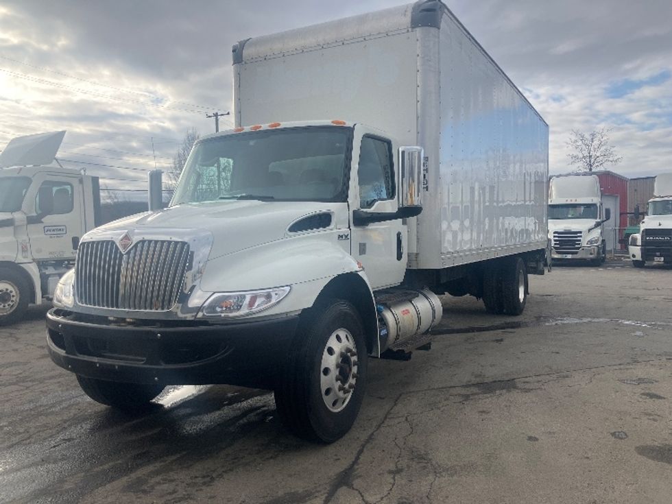 Medium Duty Box Truck-Light and Medium Duty Trucks-International-2020-MV607-Fitchburg-MA-154,777\n\t\tmiles-$ 50,500 - Image 3