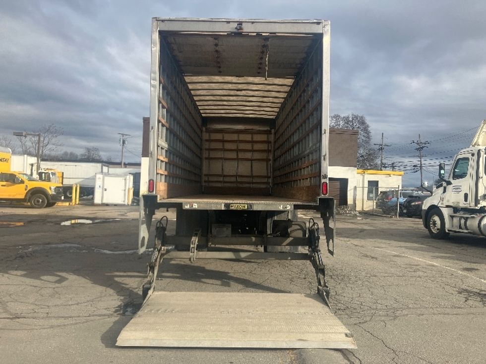 Medium Duty Box Truck-Light and Medium Duty Trucks-International-2020-MV607-Fitchburg-MA-154,777\n\t\tmiles-$ 50,500 - Image 9