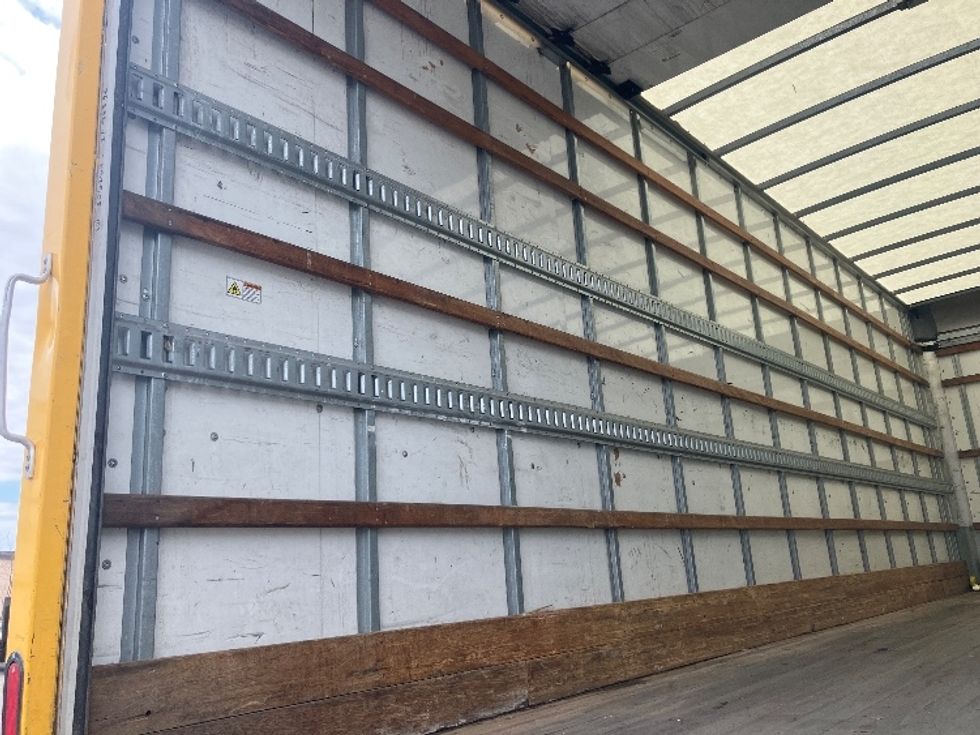 Medium Duty Box Truck-Light and Medium Duty Trucks-International-2020-MV607-Fitchburg-MA-161,709\n\t\tmiles-$ 37,000 - Image 11