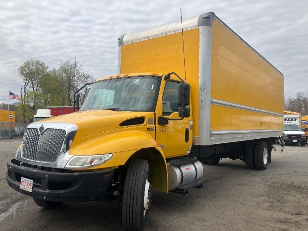 Medium Duty Box Truck-Light and Medium Duty Trucks-International-2020-MV607-Fitchburg-MA-161,709\n\t\tmiles-$ 37,000 - Image 3
