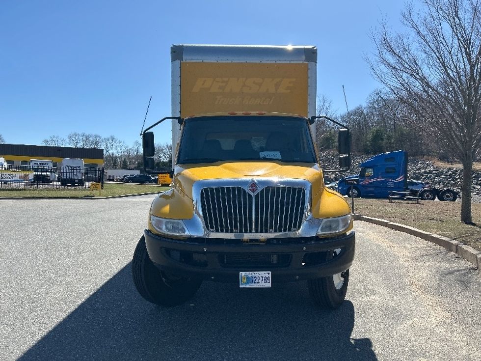 Medium Duty Box Truck-Light and Medium Duty Trucks-International-2020-MV607-Fitchburg-MA-210,650\n\t\tmiles-$ 36,000 - Image 2