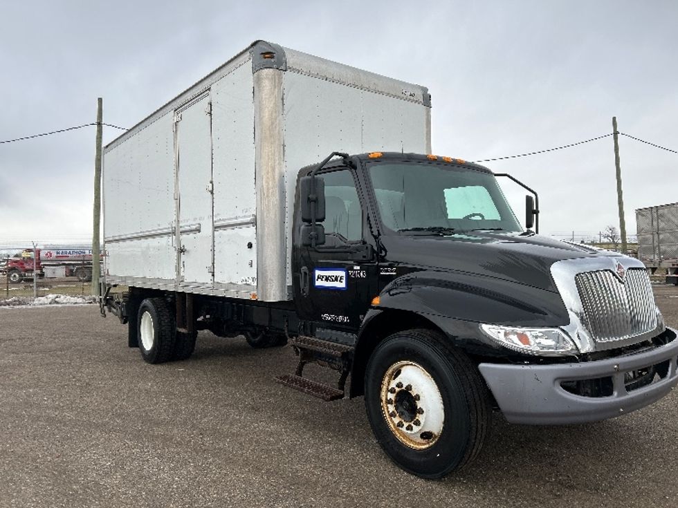 Medium Duty Box Truck-Light and Medium Duty Trucks-International-2020-MV607-Flint-MI-110,566\n\t\tmiles-$ 48,000 - Image 1