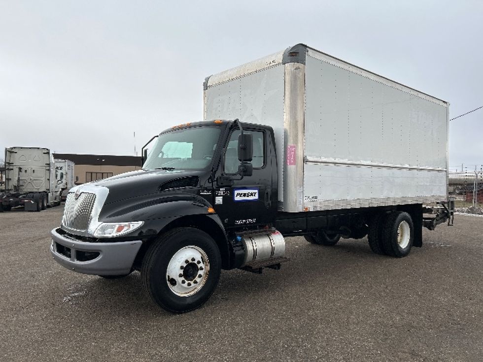 Medium Duty Box Truck-Light and Medium Duty Trucks-International-2020-MV607-Flint-MI-110,566\n\t\tmiles-$ 48,000 - Image 3