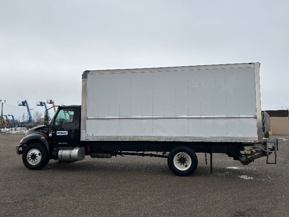 Medium Duty Box Truck-Light and Medium Duty Trucks-International-2020-MV607-Flint-MI-110,566\n\t\tmiles-$ 48,000 - Image 4