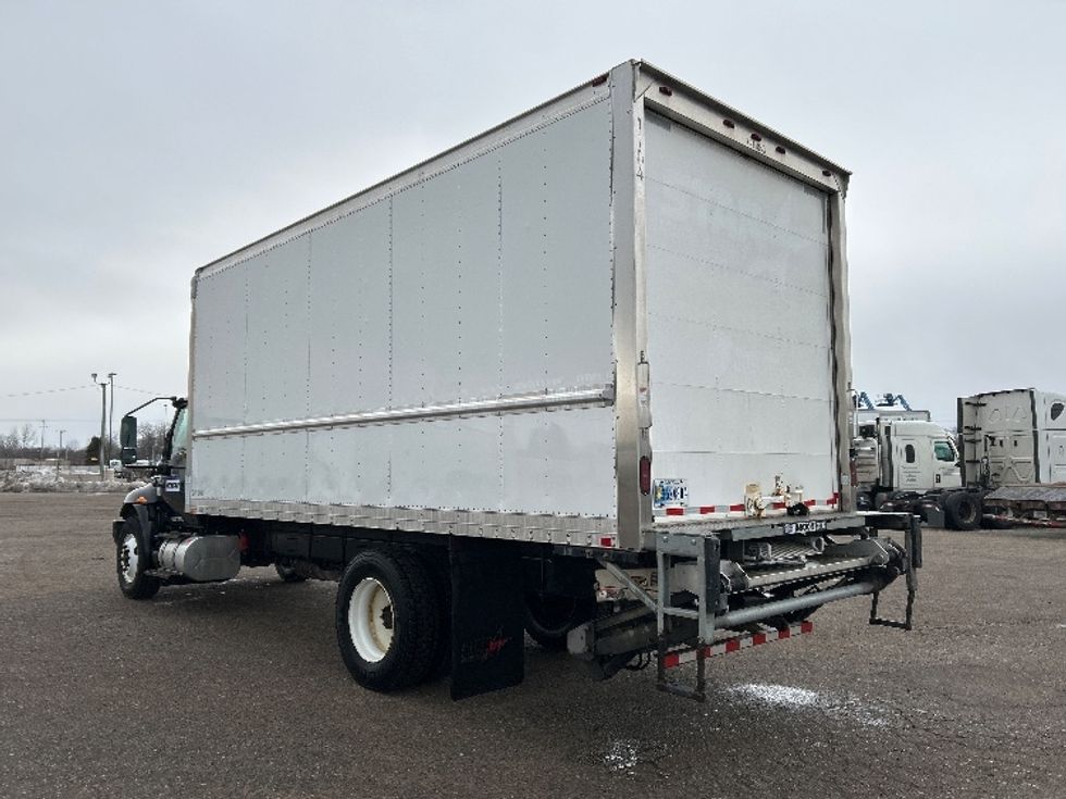 Medium Duty Box Truck-Light and Medium Duty Trucks-International-2020-MV607-Flint-MI-110,566\n\t\tmiles-$ 48,000 - Image 6