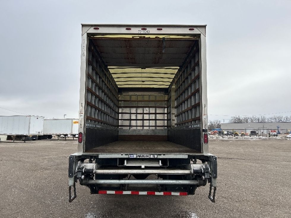 Medium Duty Box Truck-Light and Medium Duty Trucks-International-2020-MV607-Flint-MI-110,566\n\t\tmiles-$ 48,000 - Image 8