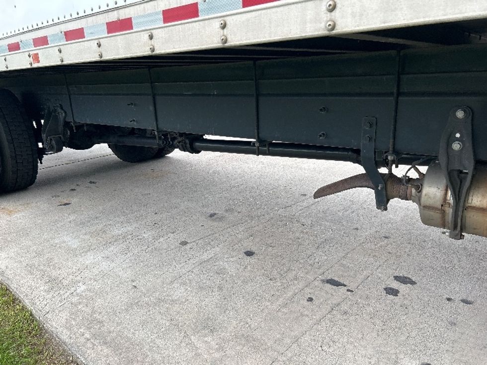 Medium Duty Box Truck-Light and Medium Duty Trucks-International-2020-MV607-Florence-SC-216,485\n\t\tmiles-$ 45,750 - Image 14