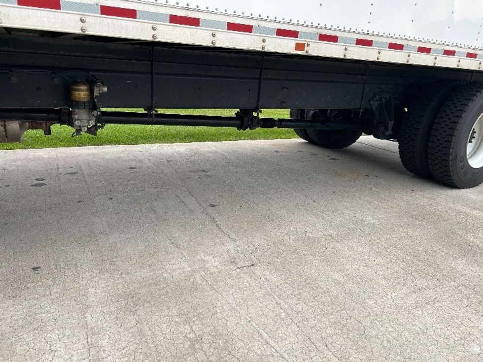 Medium Duty Box Truck-Light and Medium Duty Trucks-International-2020-MV607-Florence-SC-216,485\n\t\tmiles-$ 45,750 - Image 5