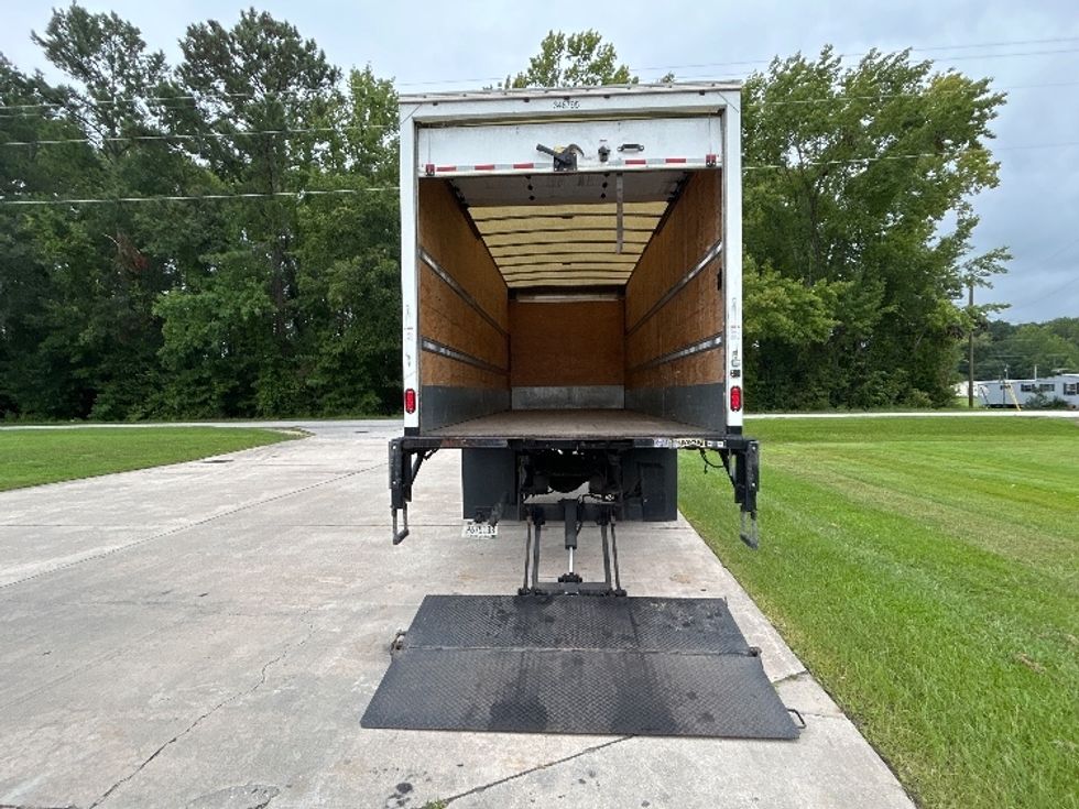 Medium Duty Box Truck-Light and Medium Duty Trucks-International-2020-MV607-Florence-SC-216,485\n\t\tmiles-$ 45,750 - Image 9