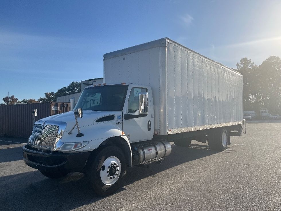 Medium Duty Box Truck-Light and Medium Duty Trucks-International-2020-MV607-Florence-SC-335,926\n\t\tmiles-$ 22,250 - Image 3