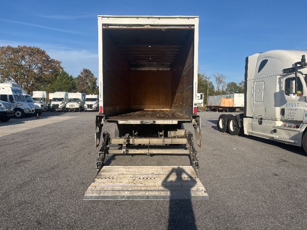 Medium Duty Box Truck-Light and Medium Duty Trucks-International-2020-MV607-Florence-SC-335,926\n\t\tmiles-$ 22,250 - Image 9
