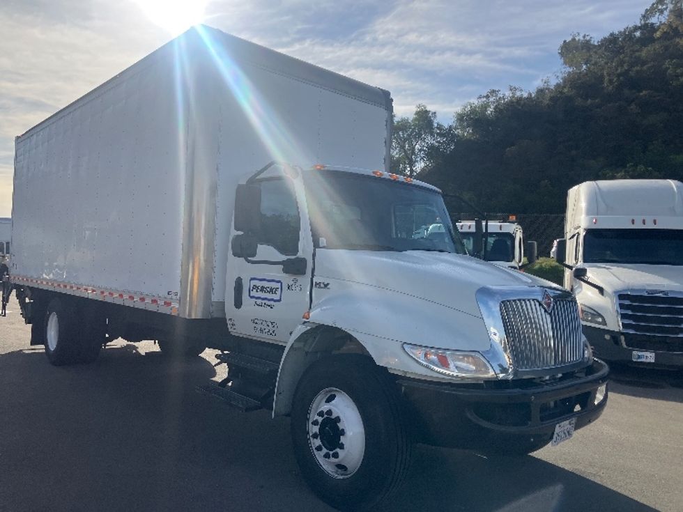 Medium Duty Box Truck-Light and Medium Duty Trucks-International-2020-MV607-Fontana-CA-107,852\n\t\tmiles-$ 62,750 - Image 1