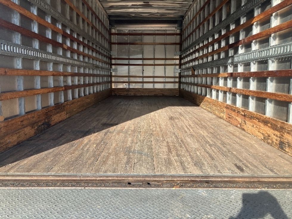 Medium Duty Box Truck-Light and Medium Duty Trucks-International-2020-MV607-Fontana-CA-107,852\n\t\tmiles-$ 62,750 - Image 10