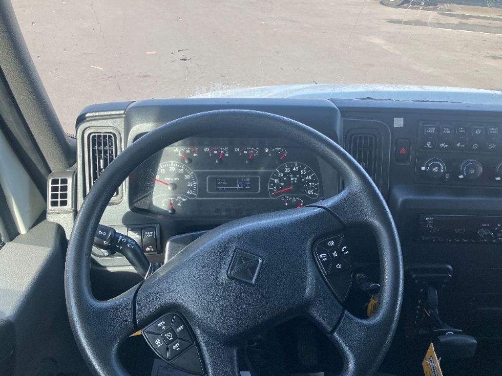 Medium Duty Box Truck-Light and Medium Duty Trucks-International-2020-MV607-Fontana-CA-107,852\n\t\tmiles-$ 62,750 - Image 18