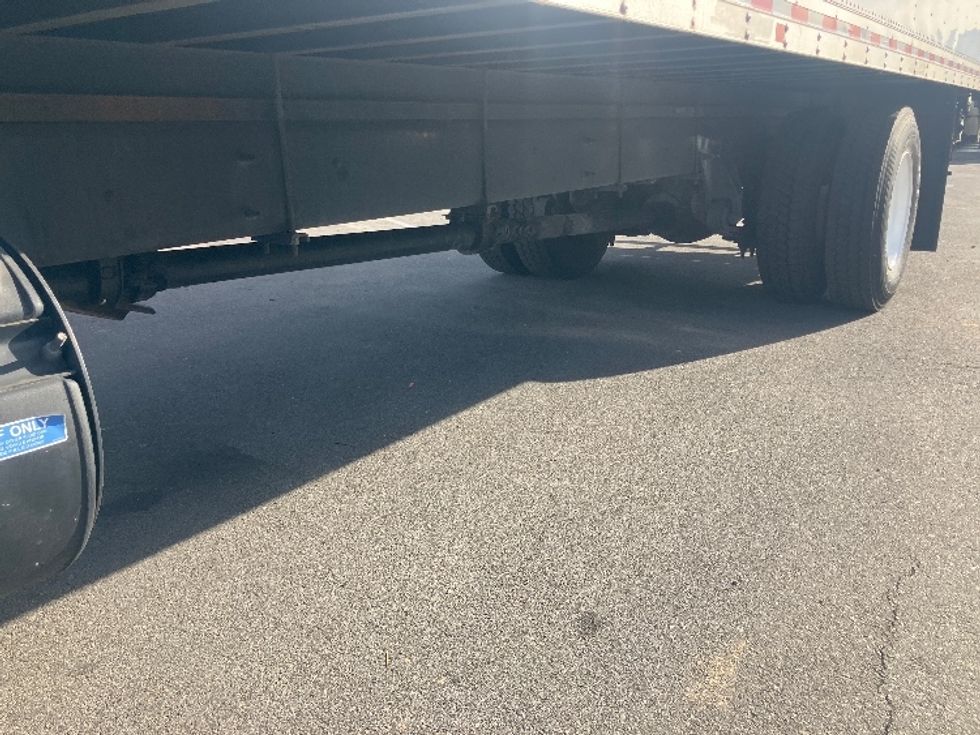 Medium Duty Box Truck-Light and Medium Duty Trucks-International-2020-MV607-Fontana-CA-107,852\n\t\tmiles-$ 62,750 - Image 5